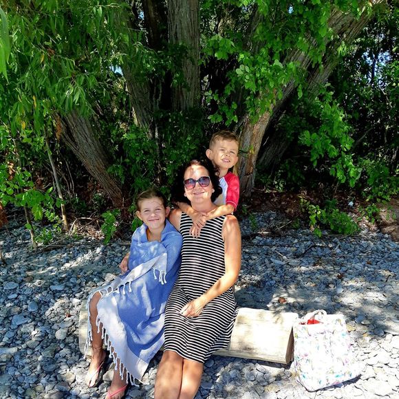 Meet your Posher, Monica - Picture 1 of 1